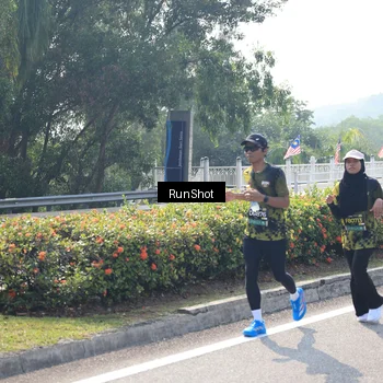 Runner Photo 6937914