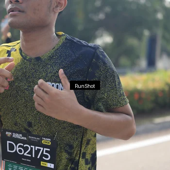Runner Photo 6937915