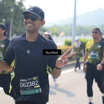Runner Photo 6937938