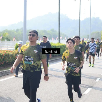 Runner Photo 6937943