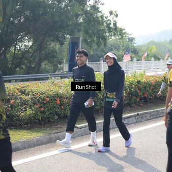 Runner Photo 6937946