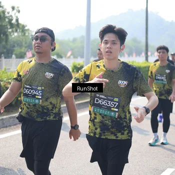 Runner Photo 6937950