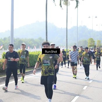 Runner Photo 6937957