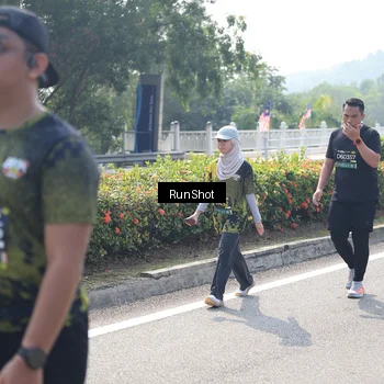 Runner Photo 6937958
