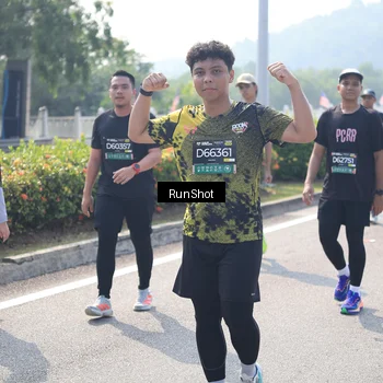 Runner Photo 6937965