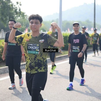 Runner Photo 6937973