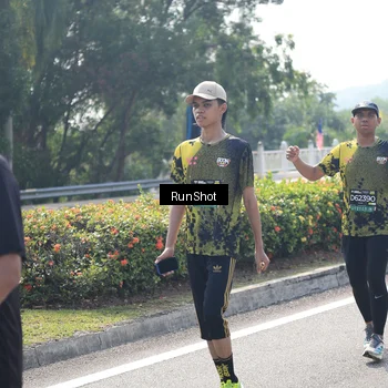 Runner Photo 6937979