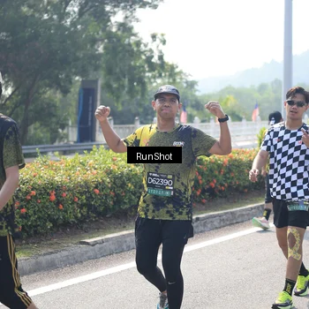 Runner Photo 6937986
