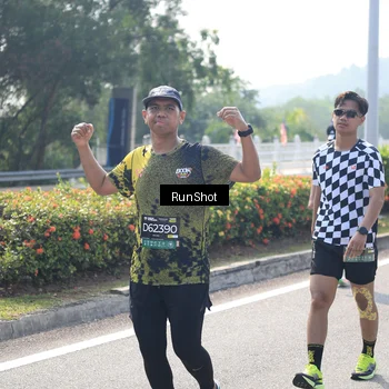 Runner Photo 6937989