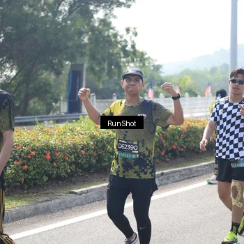 Runner Photo 6937991