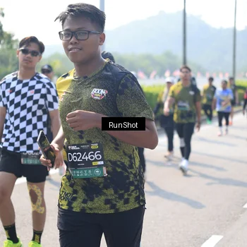 Runner Photo 6937998
