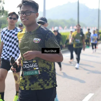 Runner Photo 6938006