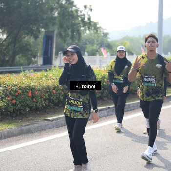 Runner Photo 6938017
