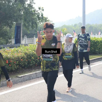 Runner Photo 6938027