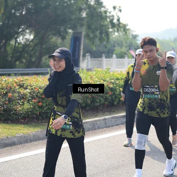 Runner Photo 6938028