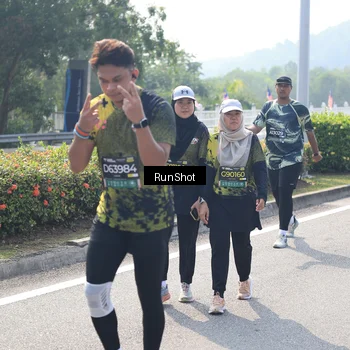 Runner Photo 6938033