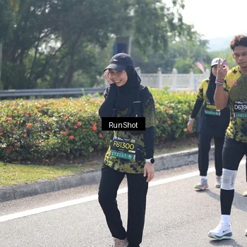 Runner Photo 6938034