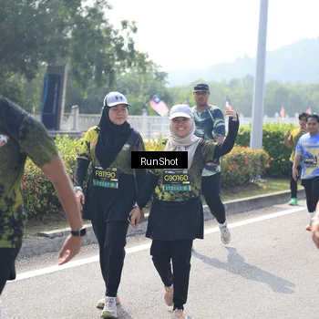 Runner Photo 6938037