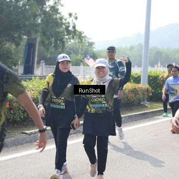 Runner Photo 6938039