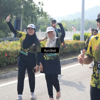 Runner Photo 6938041