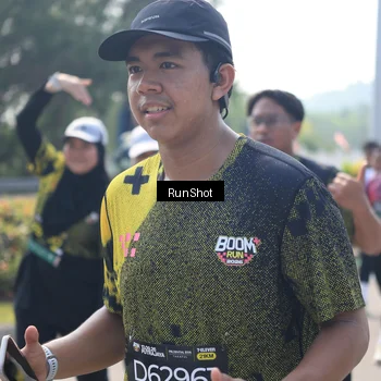 Runner Photo 6938051