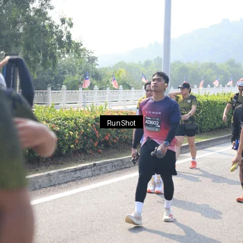 Runner Photo 6938055
