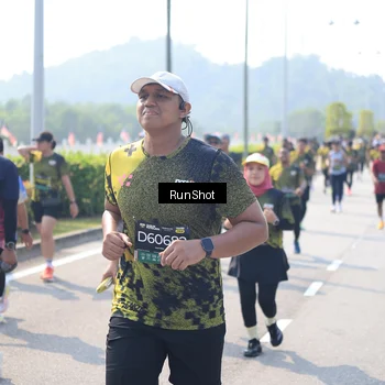 Runner Photo 6938060