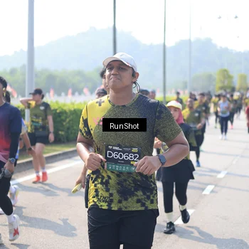 Runner Photo 6938061