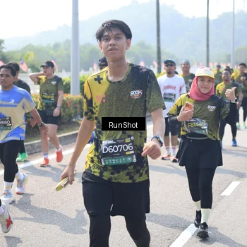 Runner Photo 6938065