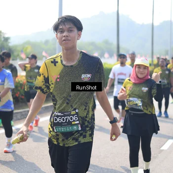 Runner Photo 6938069