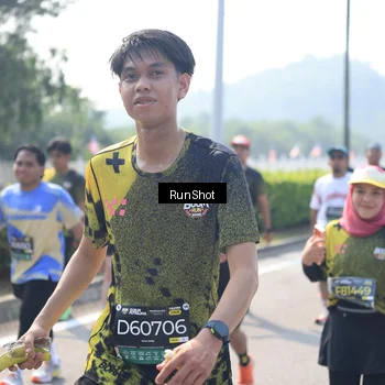 Runner Photo 6938071