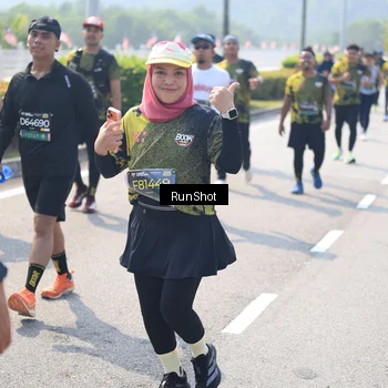 Runner Photo 6938072
