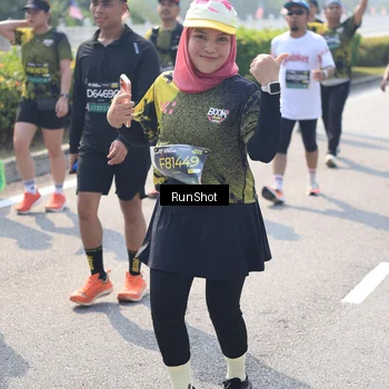 Runner Photo 6938078