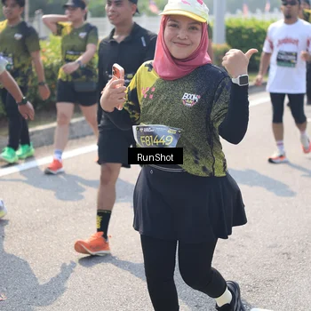 Runner Photo 6938080