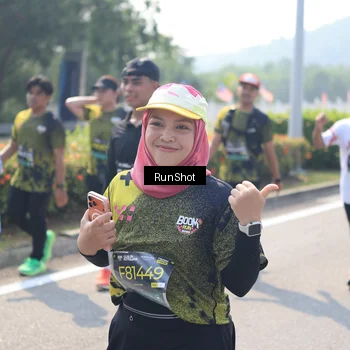 Runner Photo 6938082