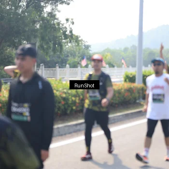Runner Photo 6938084