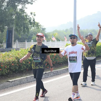 Runner Photo 6938090