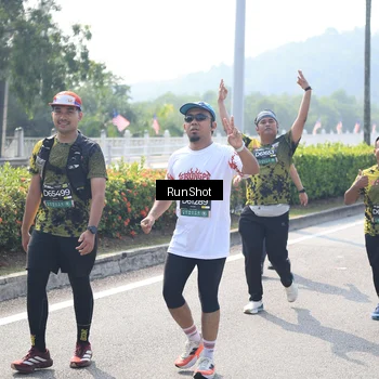 Runner Photo 6938091
