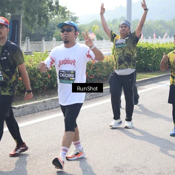 Runner Photo 6938094