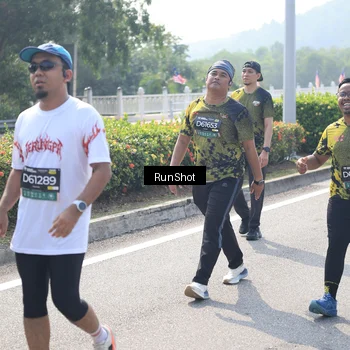 Runner Photo 6938099