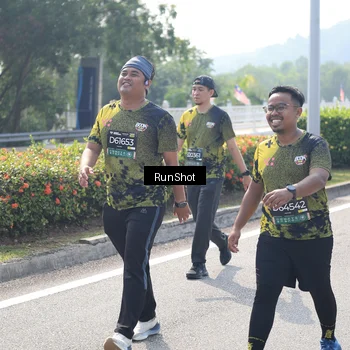 Runner Photo 6938107