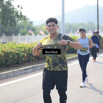 Runner Photo 6938118