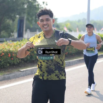 Runner Photo 6938120