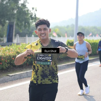 Runner Photo 6938124