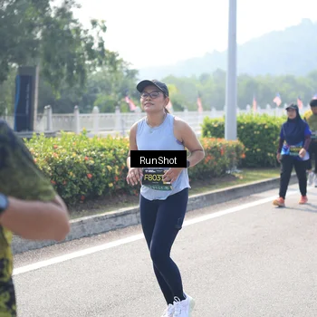 Runner Photo 6938127
