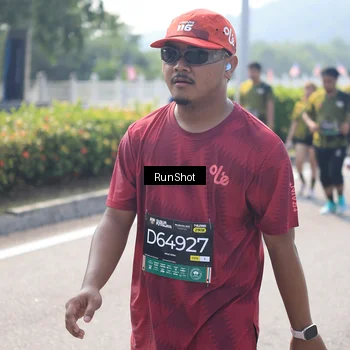 Runner Photo 6938153