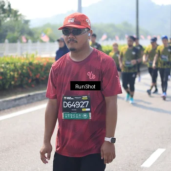 Runner Photo 6938173