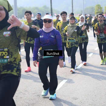 Runner Photo 6938180