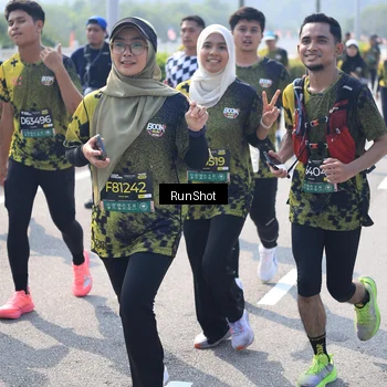 Runner Photo 6938189