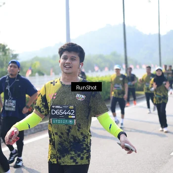 Runner Photo 6938199